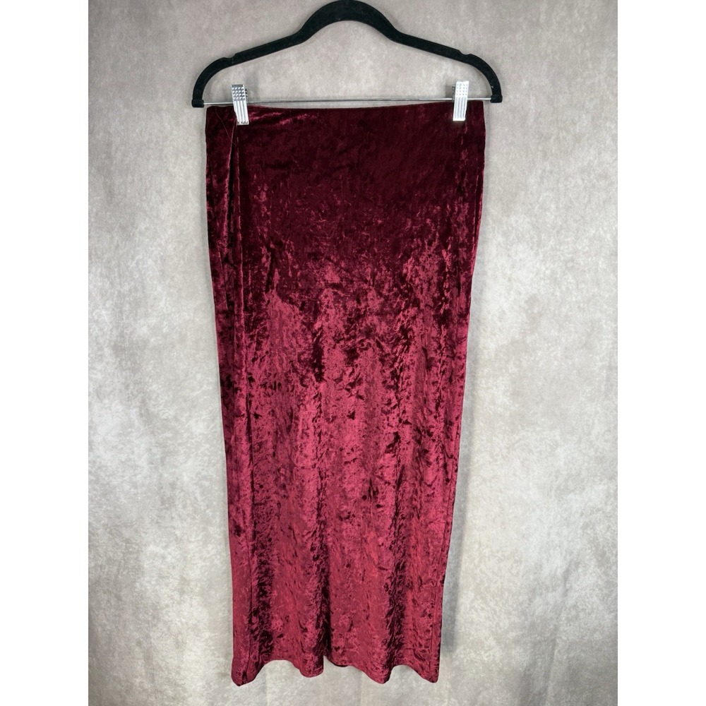 Kimchi Blue Velvet Midi Pull On Skirt In Wine Whimsigoth Y2K Vamp Size M Grunge